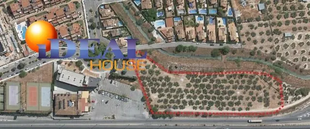 Oportunidad Única en Loma Verde: Suelo Urbano para Vivienda  - foto 3