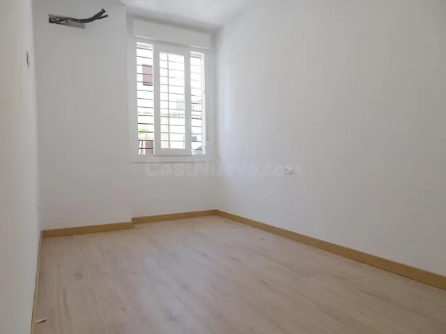 Apartamento a 1 minuto de la playa de Huelin andando y con licencia turística — 2