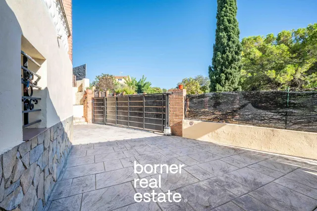 Casa con jardín en Sant Muç, Rubí — 6