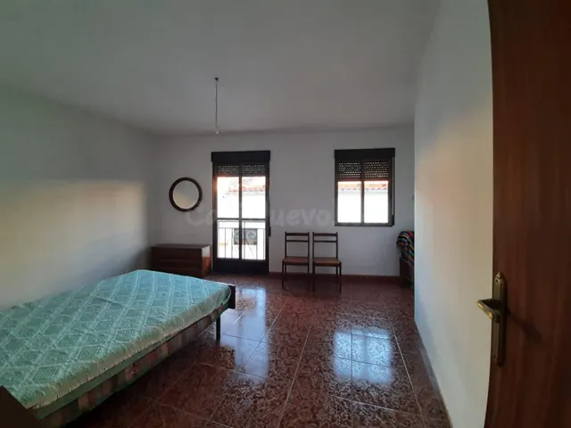 Casa de construcción reciente en Garrovillas — 3