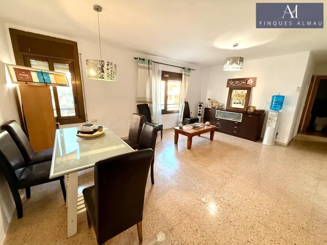 Piso para inversores en centro de Les Roquetes Sant Pere de  - foto 4