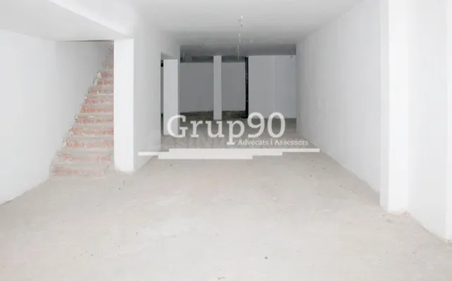 LOCAL COMERCIAL EN ALFRED PERENYA - foto 2