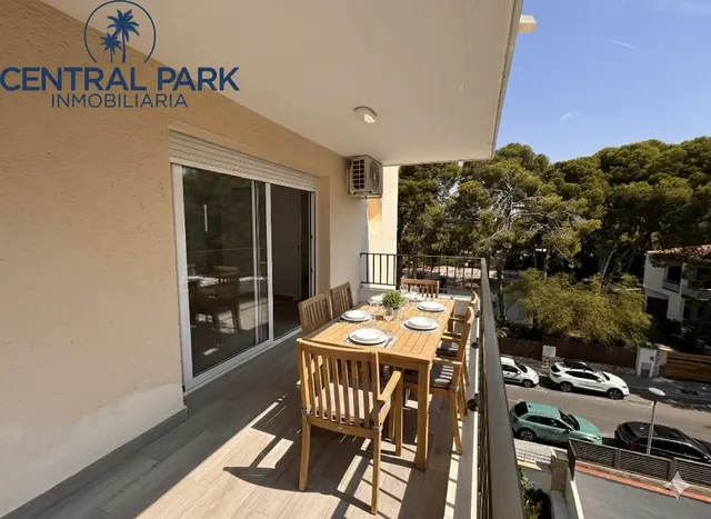 Apartamento NUEVO con vistas Mar y junto Playa Capellans — 2