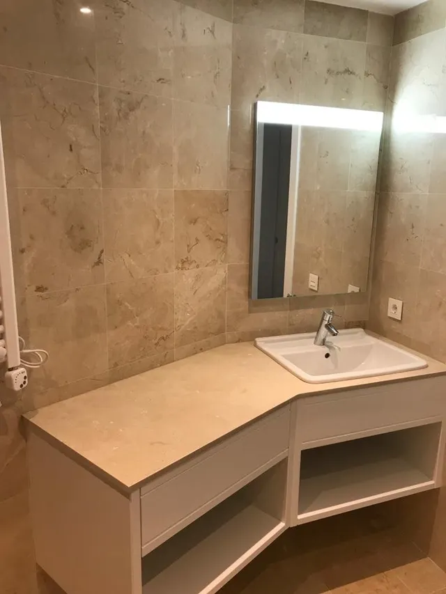 Piso a estrenar con terraza de 40 m2, parking y piscina en calle peatonal Nuredduna – Palma. — 8