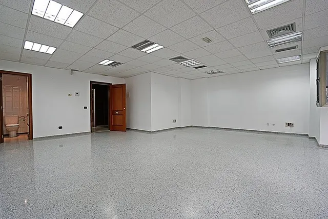 Oficina en venta en C/ León y Castillo, 96  Las Palmas — 10