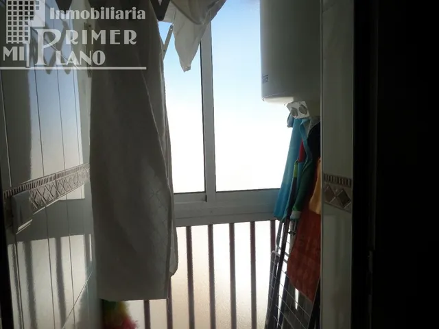 Piso de 4 dormitorios, cocina y baños, 120m2, con plaza de garaje y exterior, Dña.Crisanta — 8