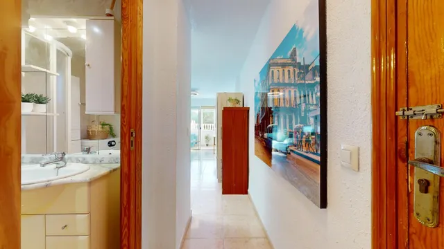 Bonito ESTUDIO, cómodo y luminoso a tan solo 350 metros del mar, en la playa de  Mil Palmeras — 13