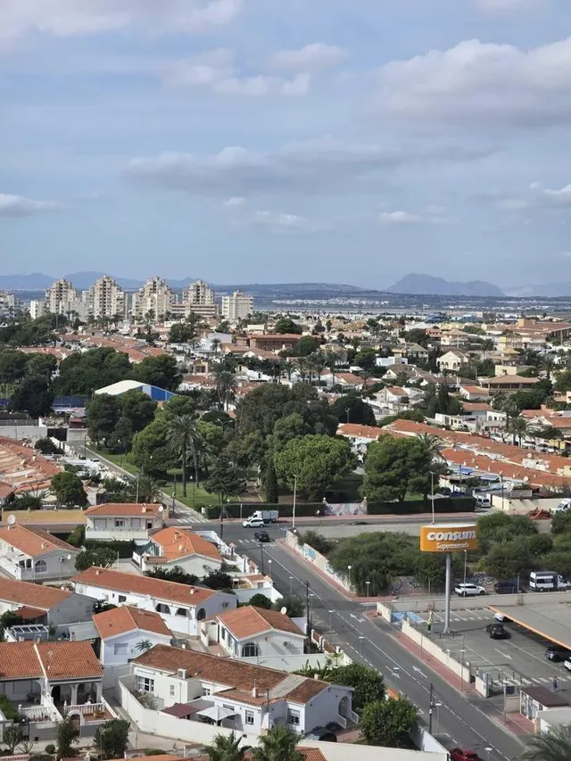 Magnifico apartamento con unas vistas increibles y piscina comunitaria — 26