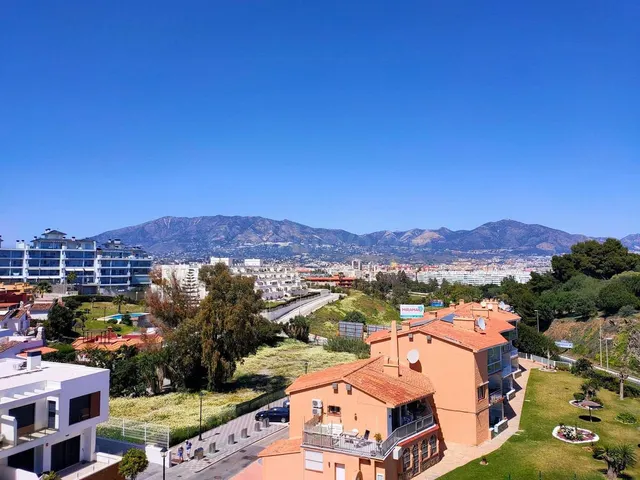 Ático en venta en Fuengirola - foto 2