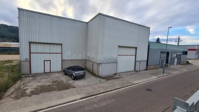 SANT CELONI ( MOLI DE LES PLANES) NAVE INDUSTRIAL  EN VENTA