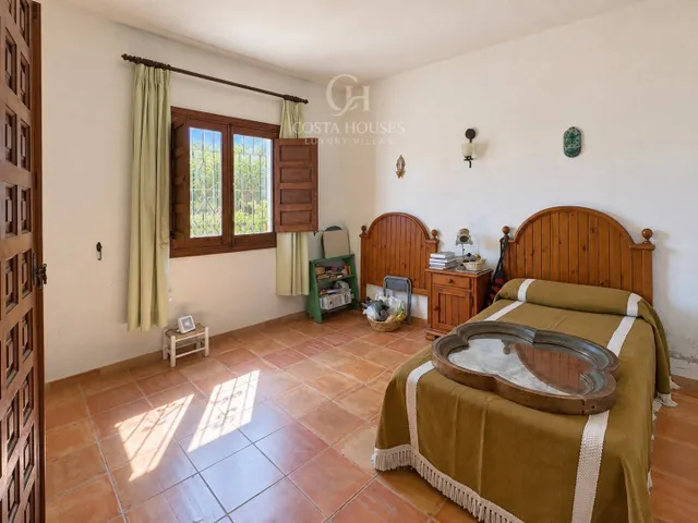 VILLA JARDI · DOBLE PARCELA, JARDINES MADUROS Y VISTAS AL MONTGÓ EN EL TOSALET JÁVEA — 48