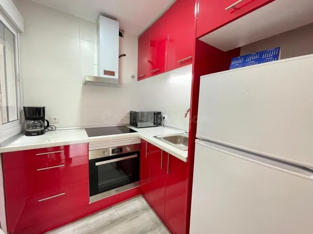 Piso Seminuevo en Veintiuno, Ourense - Oportunidad Única por - foto 5