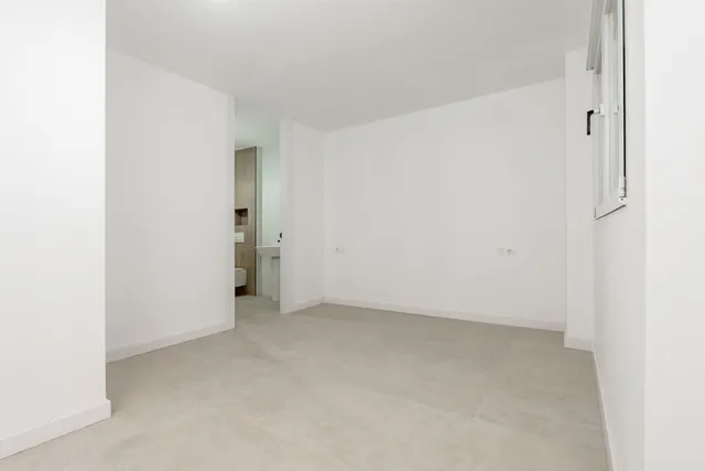 VENTA DE CÉNTRICO PISO EN ACERA DEL CASINO (CENTRO) - GRANADA — 19