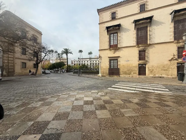 LOCAL DIÁFANO EN CENTRO A PIE DE CALLE — 2