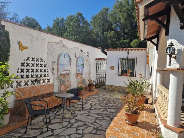 Encantadora vivienda unifamiliar en una tranquila zona cerca - foto 4