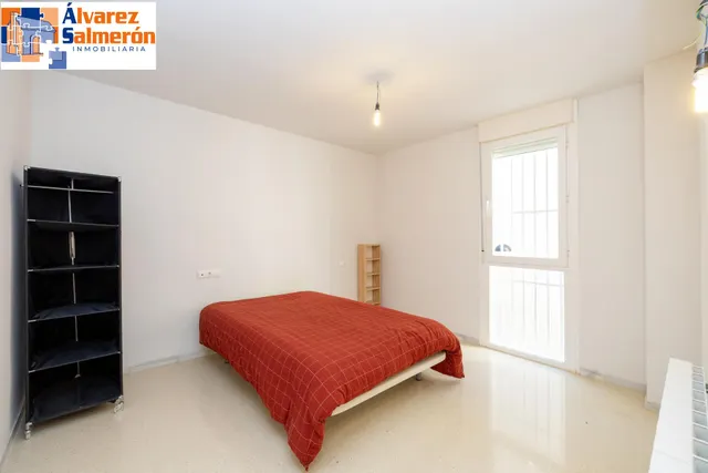 Piso en venta en Carretera de la Sierra — 26