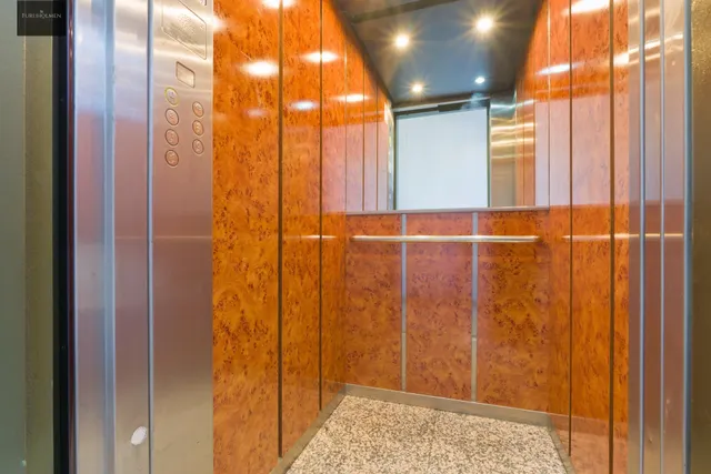 Piso en el centro de Armilla con patio privado de 66m — 27