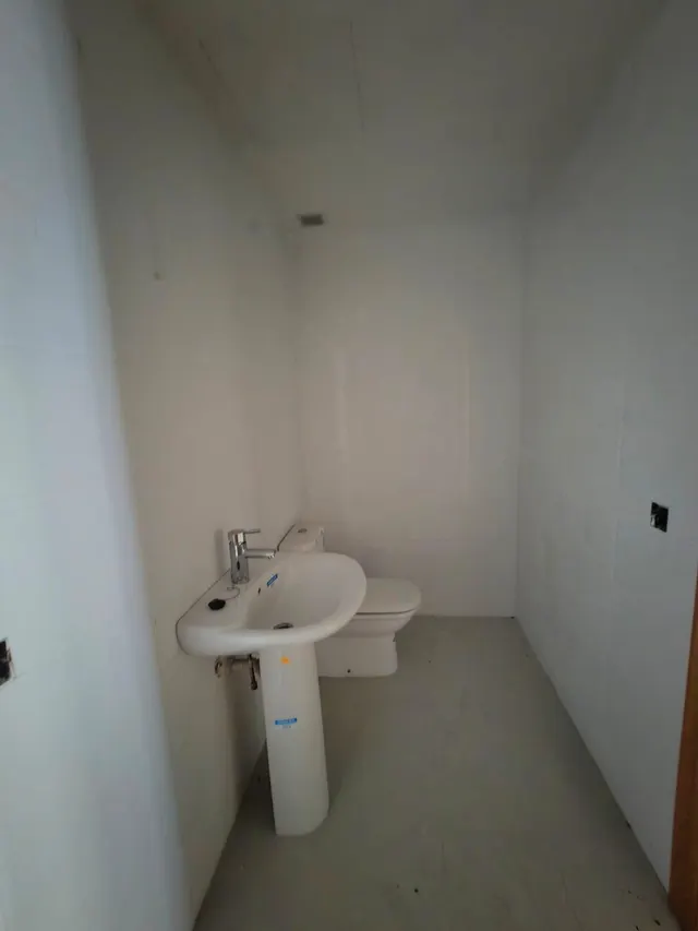 Se vende local comercial con posibilidad de hacer cambio de uso a vivienda — 11