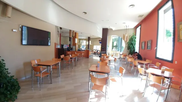 LOCAL EN EL CENTRO DE TORREMOLINOS — 12