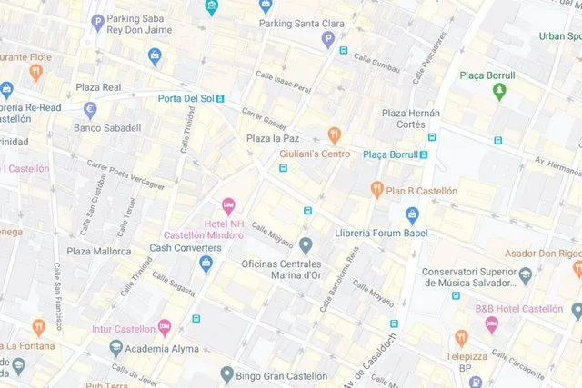 Despacho con varias oficinas en el centro — 40