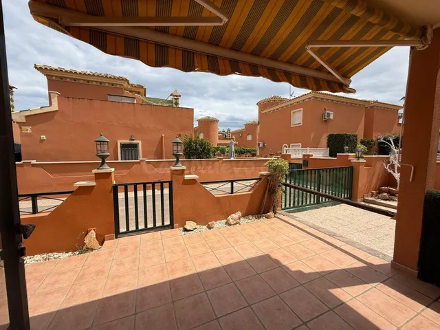 Chalet en Orihuela Costa — 3