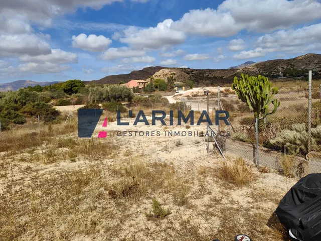 ¡EXCELENTE OPORTUNIDAD!   Terreno en El Moralet (Alicante) — 28