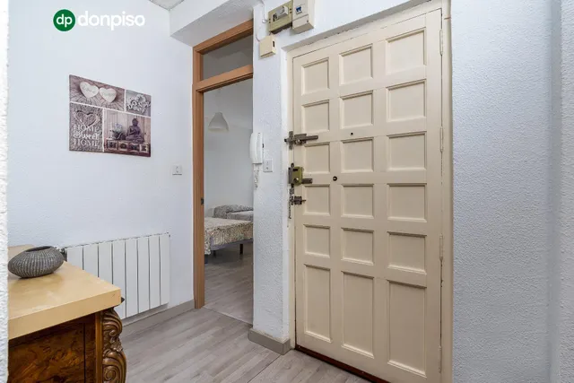 PISO JUNTO CAMINO DE RONDA — 29