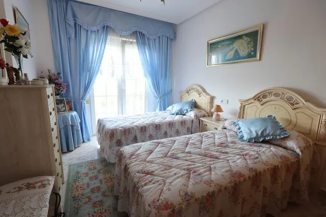 Chalet independiente en Las Filipinas con impresionante parcela de 1.514 m2 — 11
