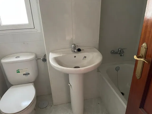VENTA ADOSADO EN ALMAZCARA EL BIERZO — 10