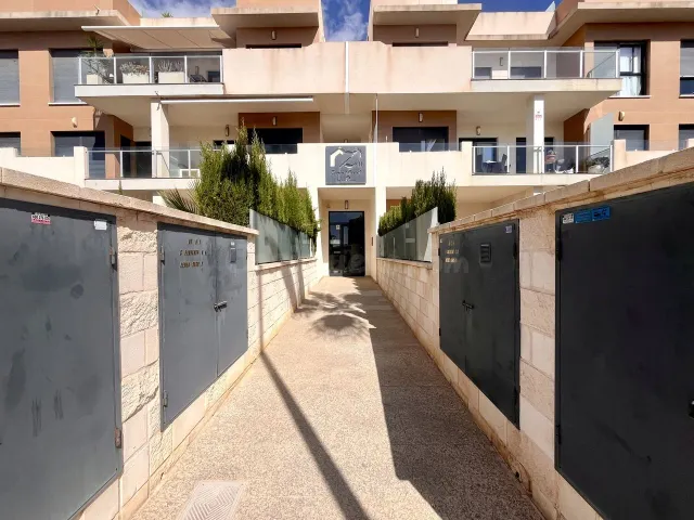 APARTAMENTO ÁTICO DE 3 DORMITORIOS Y 2 BAÑOS EN LOMAS DE CABO ROIG (ORIHUELA COSTA) — 2