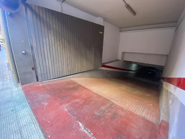 Plazas de moto en venta en Garaje Cervantes — 8
