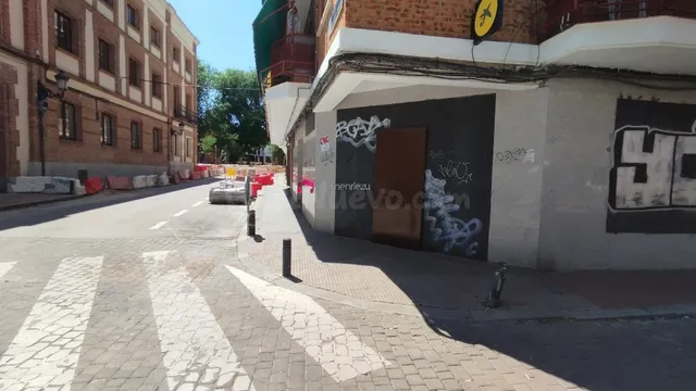 LOCAL EN RENTABILIDAD C/ MOSEÑOR OSCAR ROMERO ,2 — 2