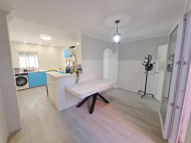 Casa de una sola planta con patio y azotea independiente en El Arenal — 16