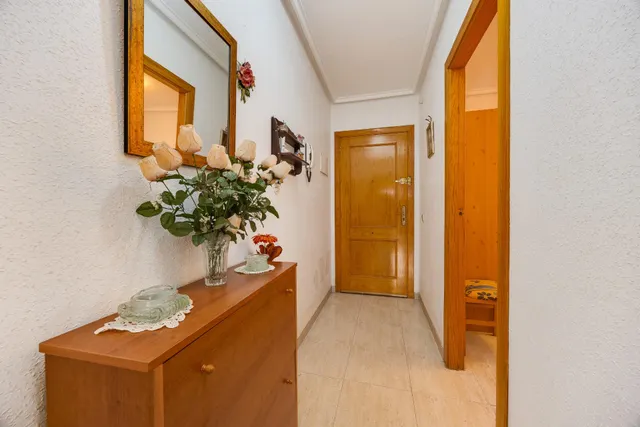 Apartamento de 2 dormitorios y piscina comunitaria en Playa del Cura — 13