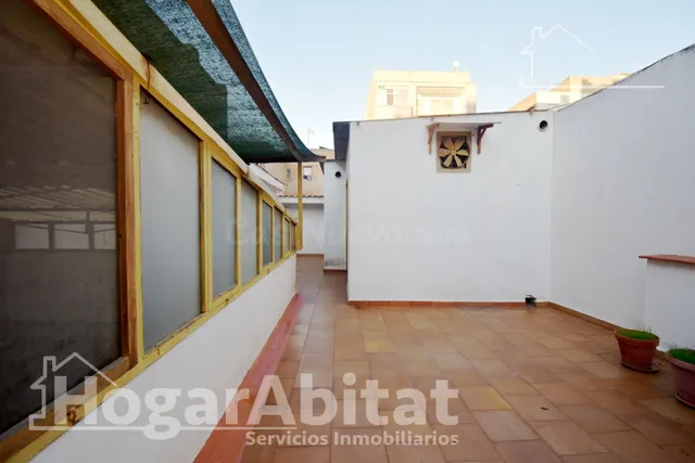 AMPLIA CASA CON LOCAL COMERCIAL, GARAJE Y TERRAZA - foto 4