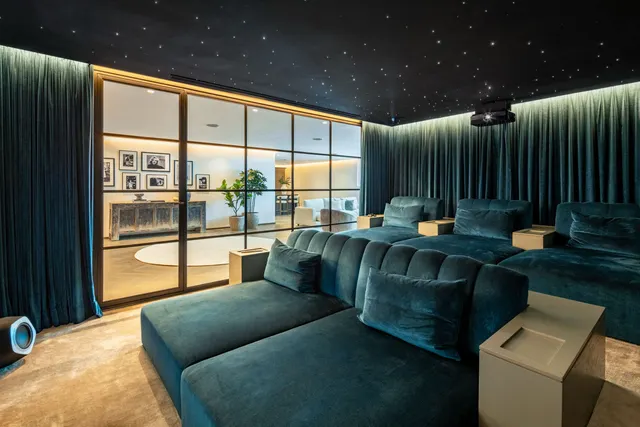 Chalet 7 habitaciones 937m² en venta - Costa del Sol — 37