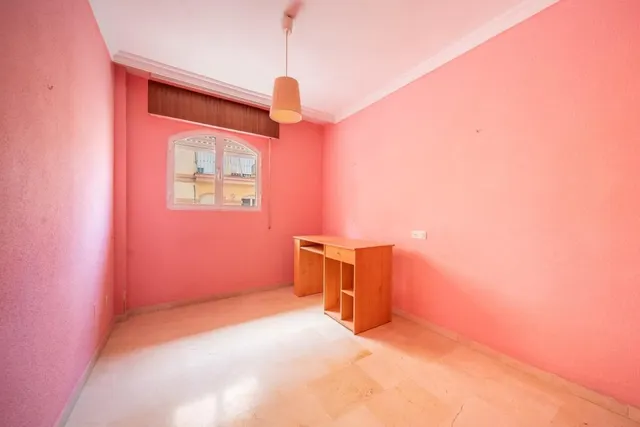 ¡4 dormitorios en Fuengirola! amplitud, terraza y ubicación privilegiada — 11