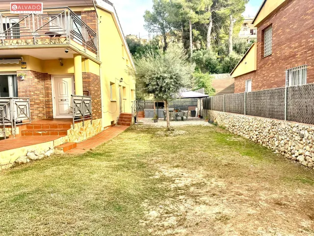 Casa con gran jardín, pérgola y barbacoa en Segur de Calafell !! — 4
