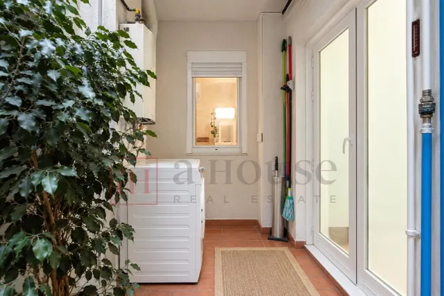 Piso listo para entrar a vivir con piscina comunitaria en la maternitat i sant ramón — 11