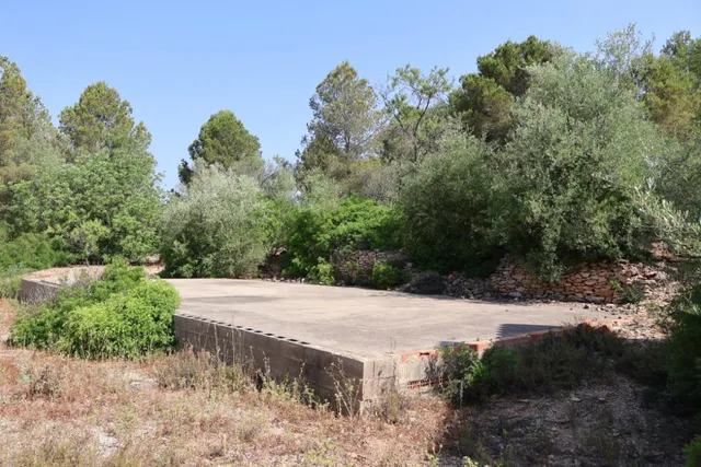 MASIA CON TERRENO, CON VISTAS CERCA DE VALL DALBA — 17