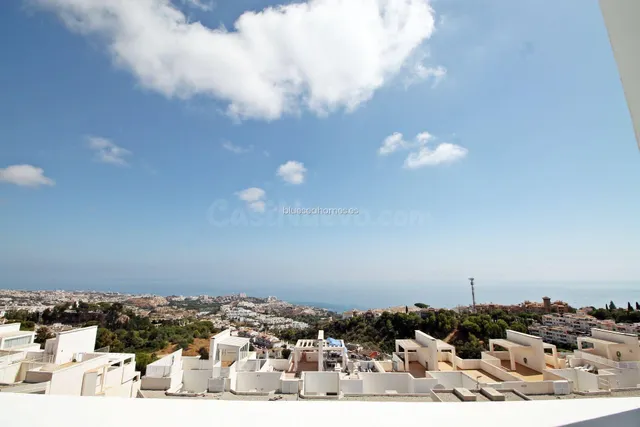 Venta de ático dúplex con dos dormitorios en Benalmádena, Má - foto 3