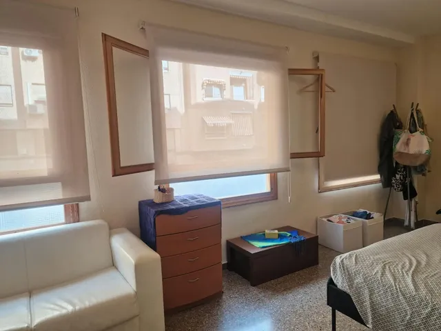 ENTRESUELO CON ENTRADA INDEPENDIENTE EN SECTOR V — 8