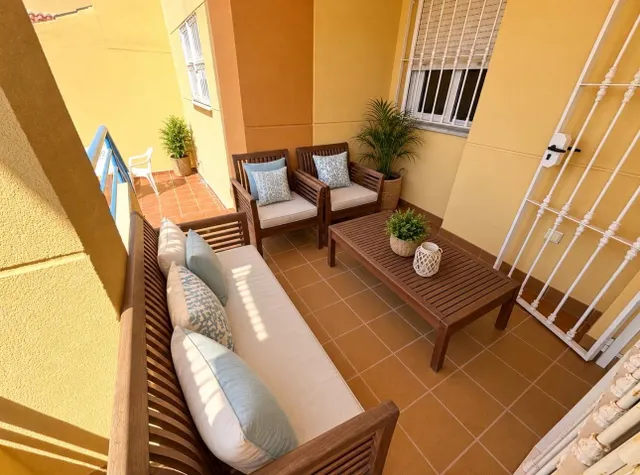 Estupendo piso 4 dormitorios planta baja con grandes terrazas en pinillo (Torremolinos) — 8