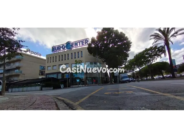 Local comercial en Venta en Castell Platja D Aro Girona - foto 4