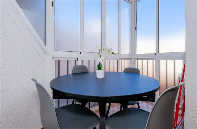 Apartamento de 1 dormitorio con licencia turística a 350 metros de Playa del Cura — 6