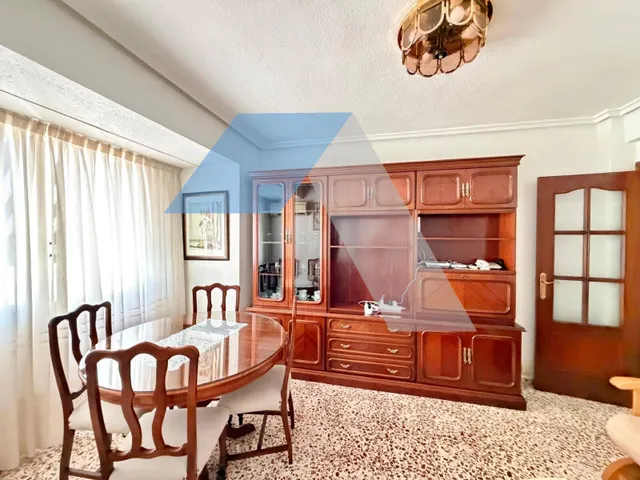 Piso en venta en el barrio de los ángeles, Alicante — 8