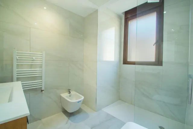 Se venden 2 maravillosas viviendas de obra nueva, zona Sierra Cortina- PRECIO NEGOCIABLE — 25
