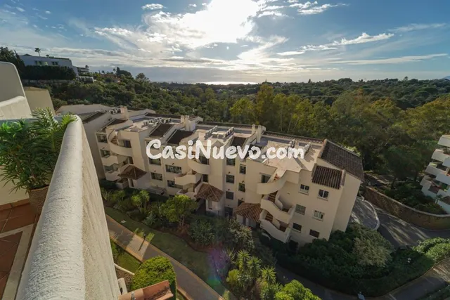 Fantástico ático en Elviria, Marbella! - foto 3