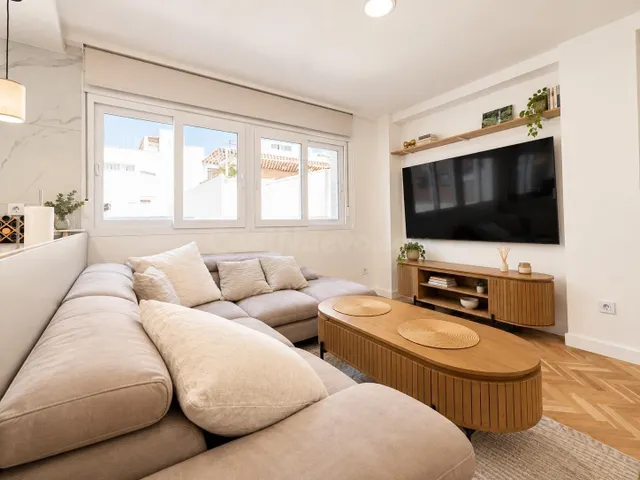 Piso 1 habitación 82m² en venta - Nuevos Ministerios-Ríos Ro - foto 4