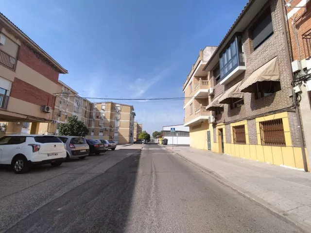 Piso sin posesión en Alcolea (Córdoba) - foto 2